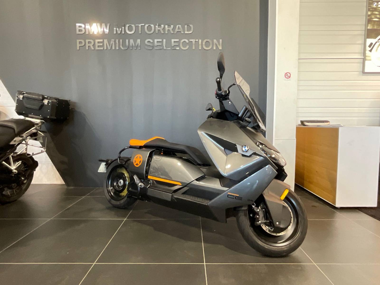 Achetez un BMW CE-04 11 kw chez Normandy motos !