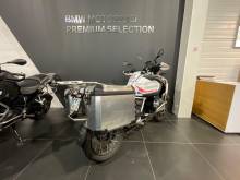 Achetez une BMW R 1250 GSA avec les valises alu BMW !